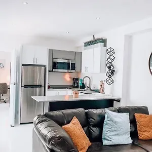 Luxe N Cozy 2br Isla Verde Apt With Kingbed+ac+wifi , San Juan Puerto Rico
