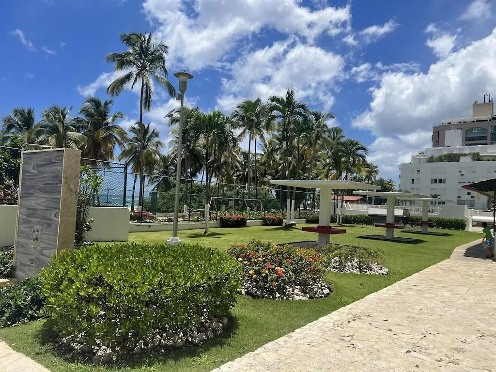 Relaxing Beach Condo-5 Mins From Airport San Juan Appartamento