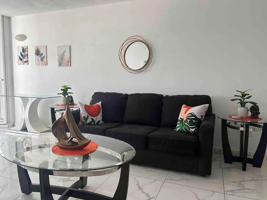 Relaxing Beach Condo-5 Mins From Airport San Juan
